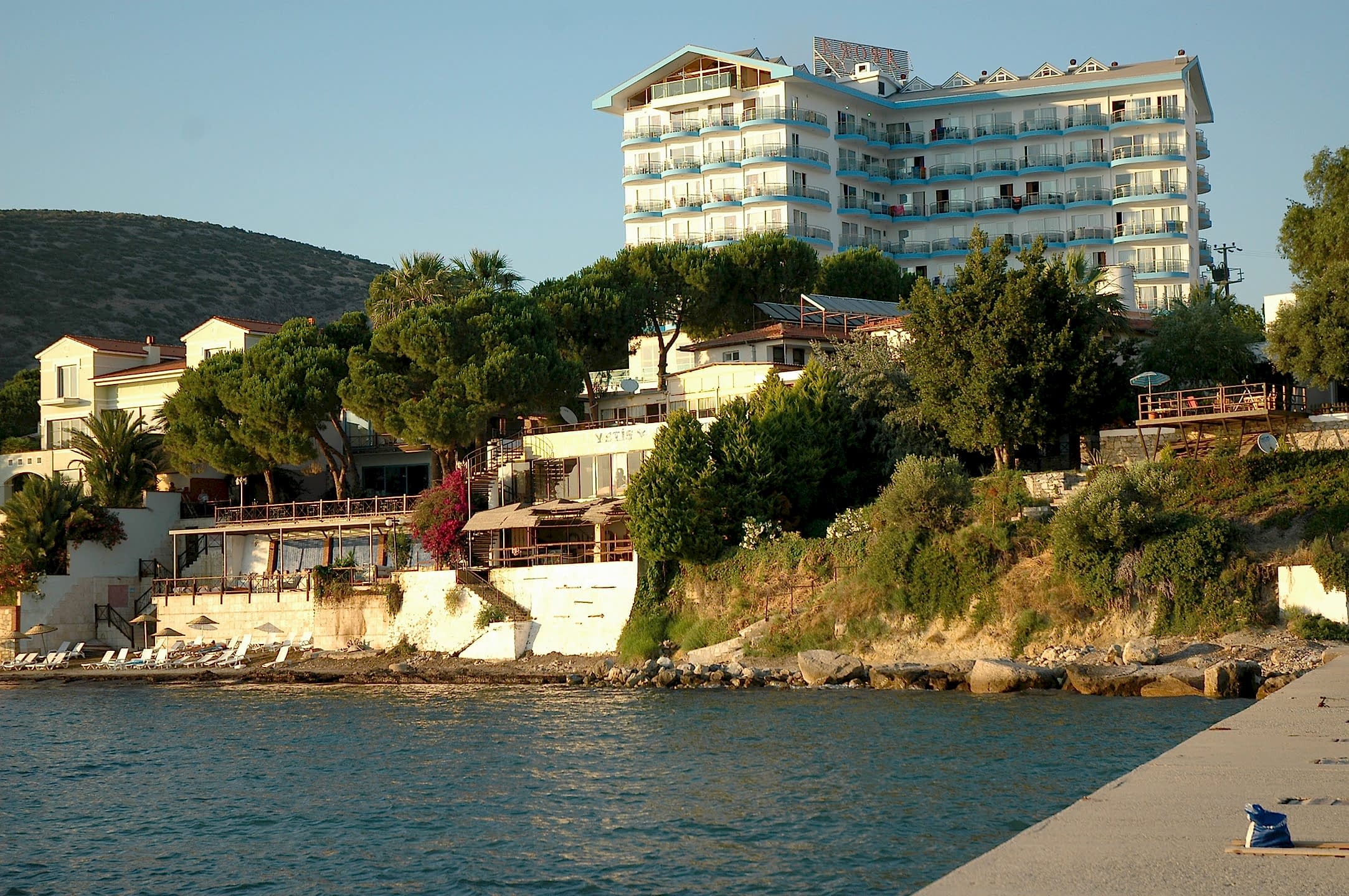 Arora Hotel
