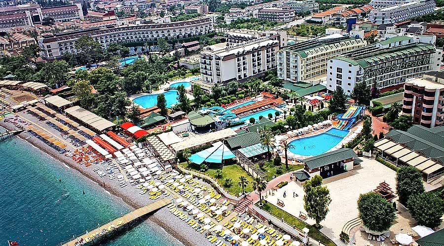 Armas Beach Hotel 
