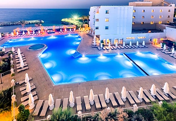 Vuni Palace Hotel