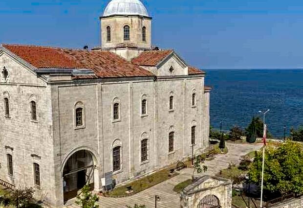 Bursa Çıkışlı Karadeniz Rüyası ve Batum Turu 5 Gece Otel Konaklamalı