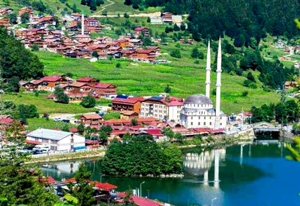 İzmir Çıkışlı Karadeniz Rüyası ve Batum Turu 5 Gece Otel Konaklamalı